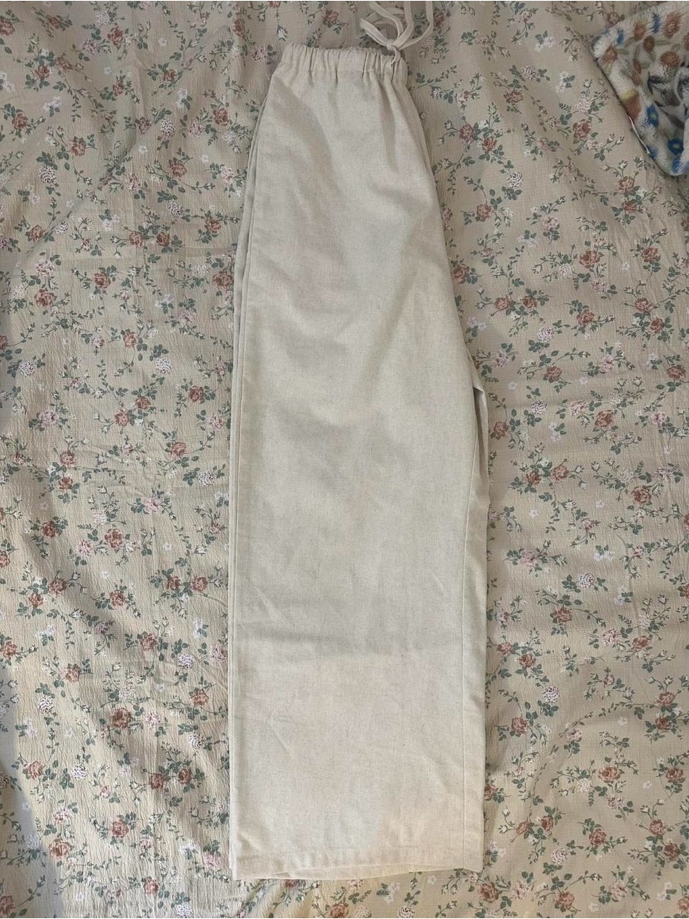 Drawstring Linen Pants - Picture 2 of 4
